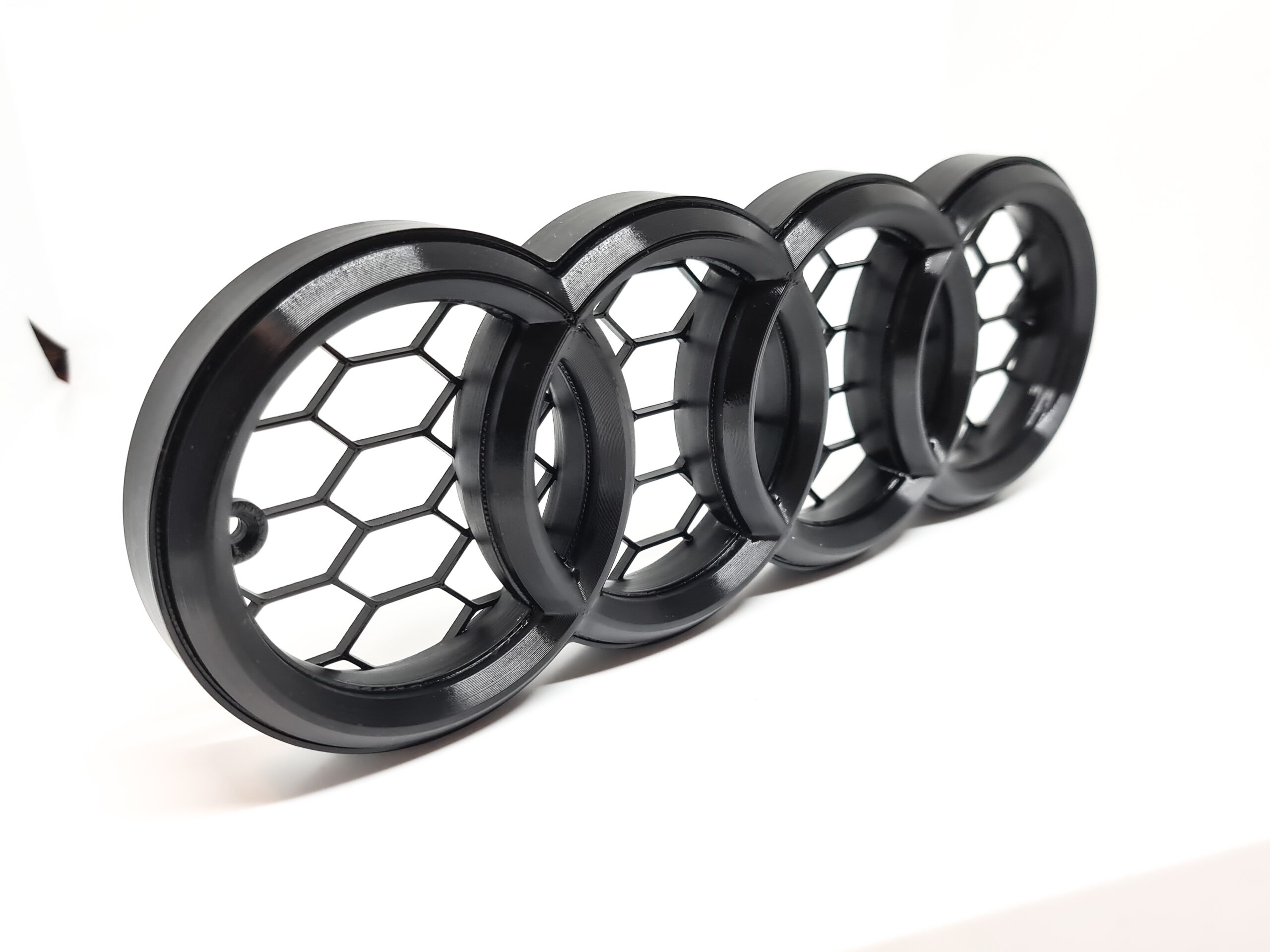 ophouden Opknappen Diploma Audi badge for RS style honeycomb grills front - CustomLooks
